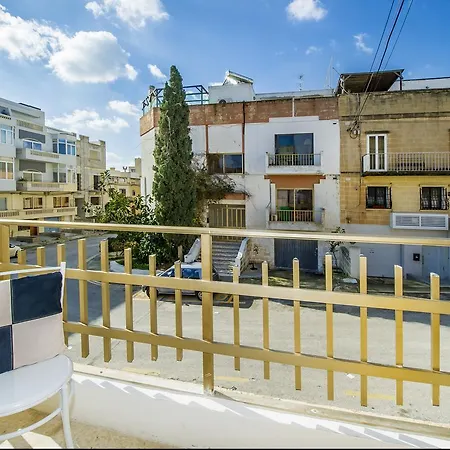 Cozy Lovely 3 Bedroom Flat, Theoria Travel Apartment Saint Julian's